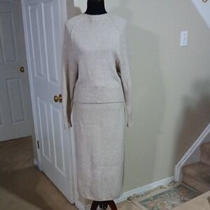 Elegant Beige Women's Sweater Set